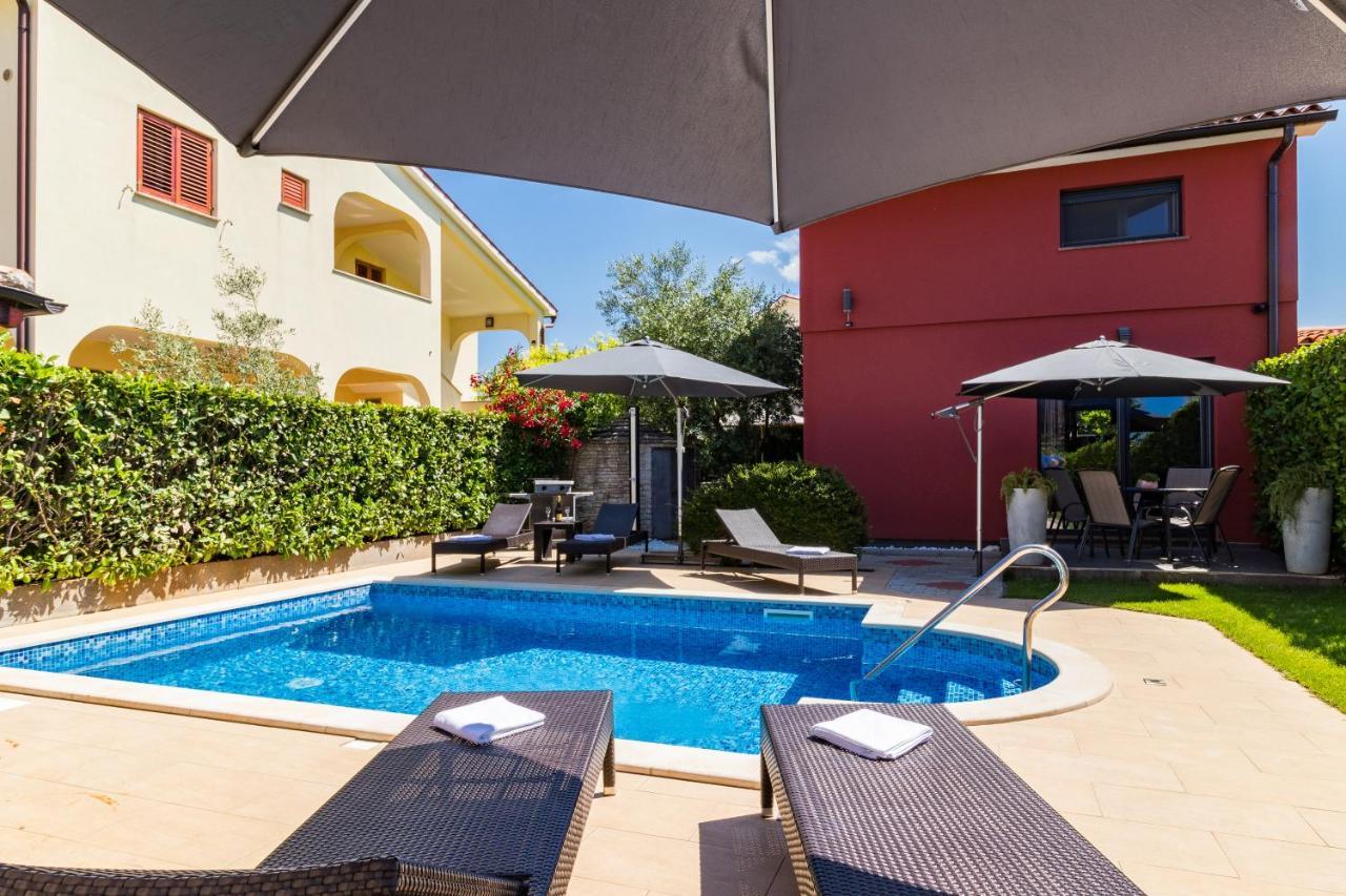 Apartmani Kazun - App 4 - Ferienhaus Fažana Exteriör bild