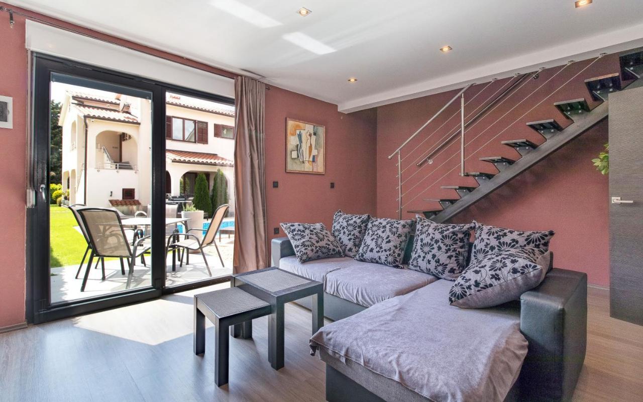 Apartmani Kazun - App 4 - Ferienhaus Fažana Exteriör bild