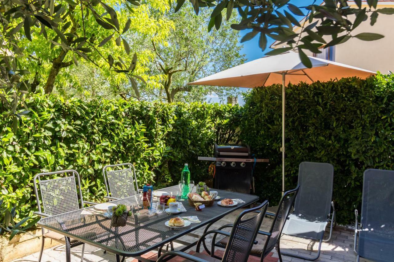 Apartmani Kazun - App 4 - Ferienhaus Fažana Exteriör bild